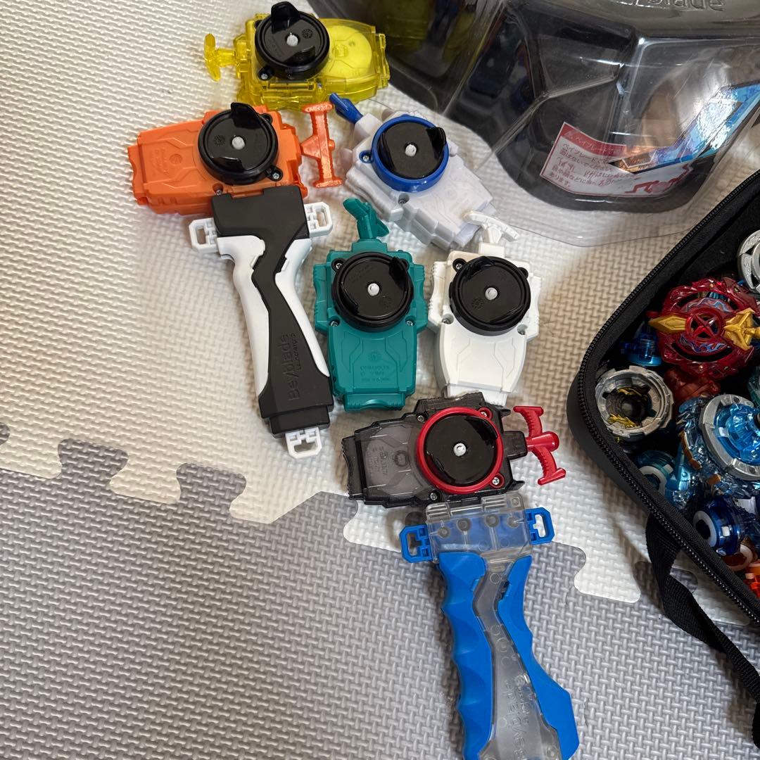 ベイブレードセット バトルスタジアム➕バック付き