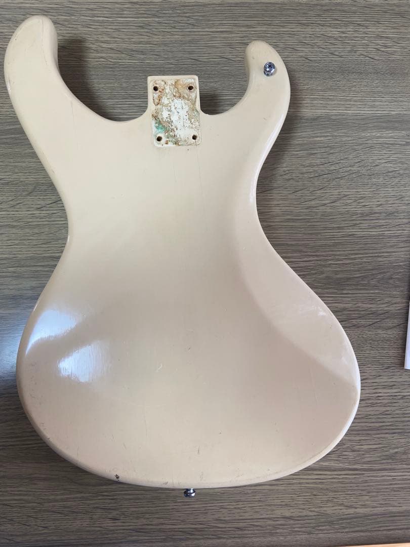 グヤトーン LG-150T ボディ