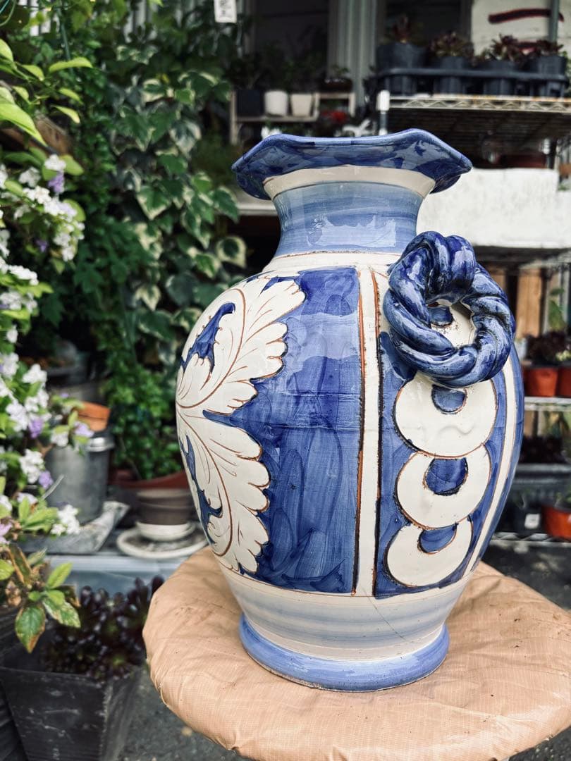 青と白の陶器花瓶 フラワーベース 極美品 激安大安売り