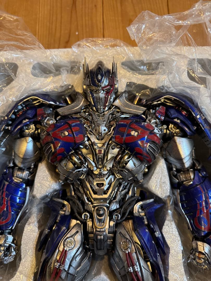 ThreeA オプティマスプライム プレミアム版　カスタムヘッド付き
