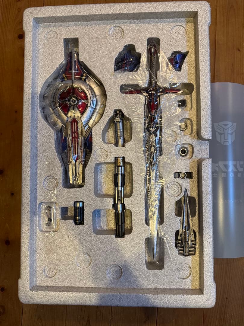 ThreeA オプティマスプライム プレミアム版　カスタムヘッド付き