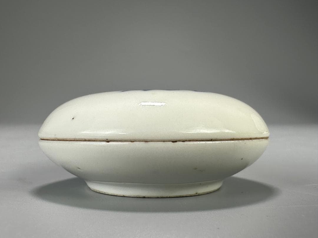 中国美術　清朝　清時代　大清康熙年製　青花人物図香合　染付　蓋物　時代　古物唐物