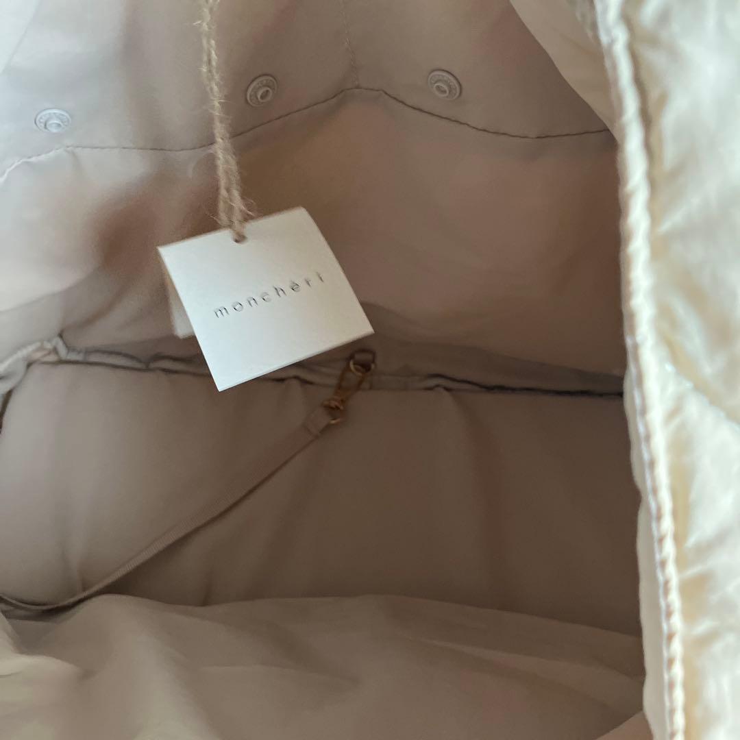 モンシェリ キルティングメッシュ　フロントリュックS ベージュari バッグ　犬