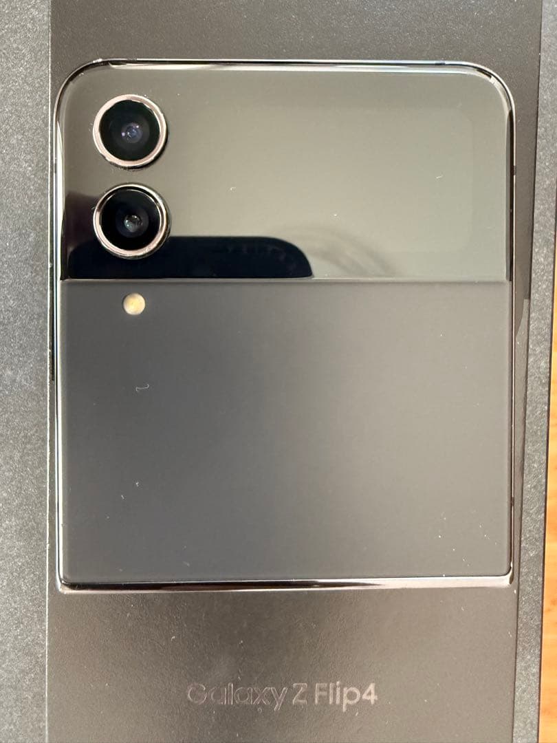 ▲Galaxy Z Flip4▲グラファイト▲SM-F721C▲ サムスン▲