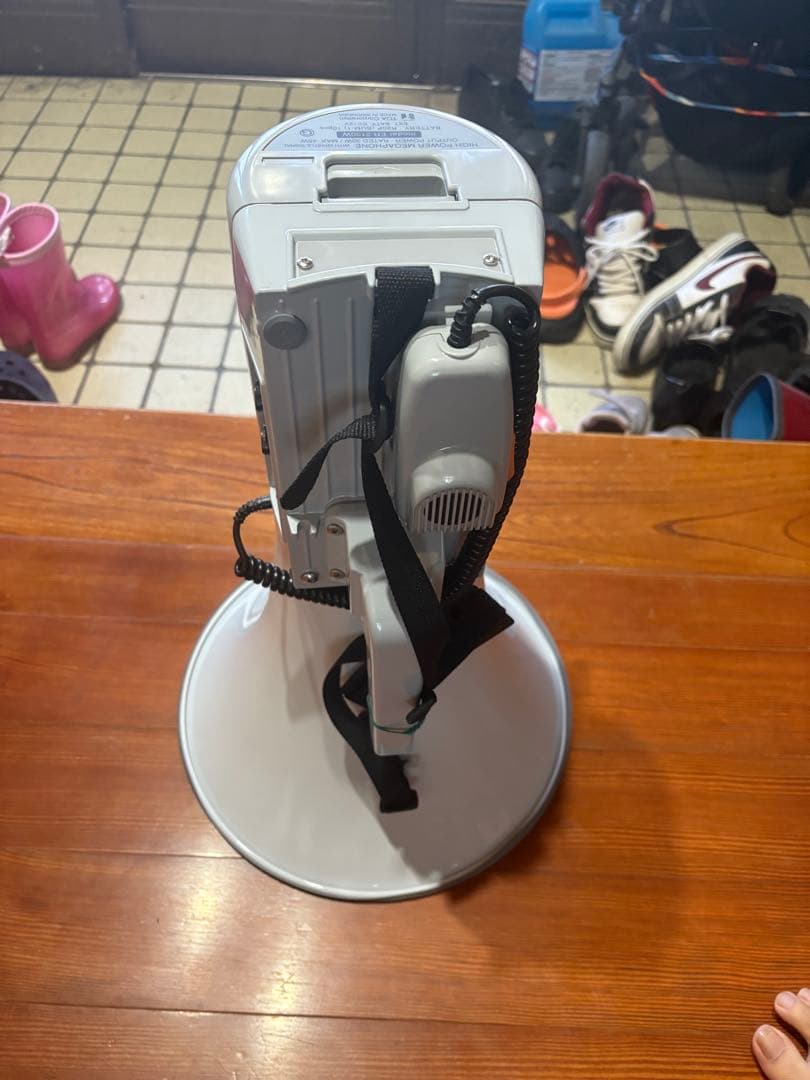 ほぼ新品 TOA ER-2130W 高出力メガホン