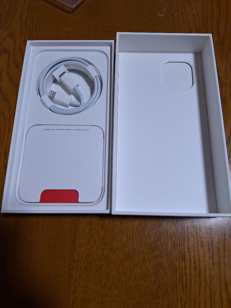 24時までお値引 超美品 iPhone 12 256GB レッド SIMフリー