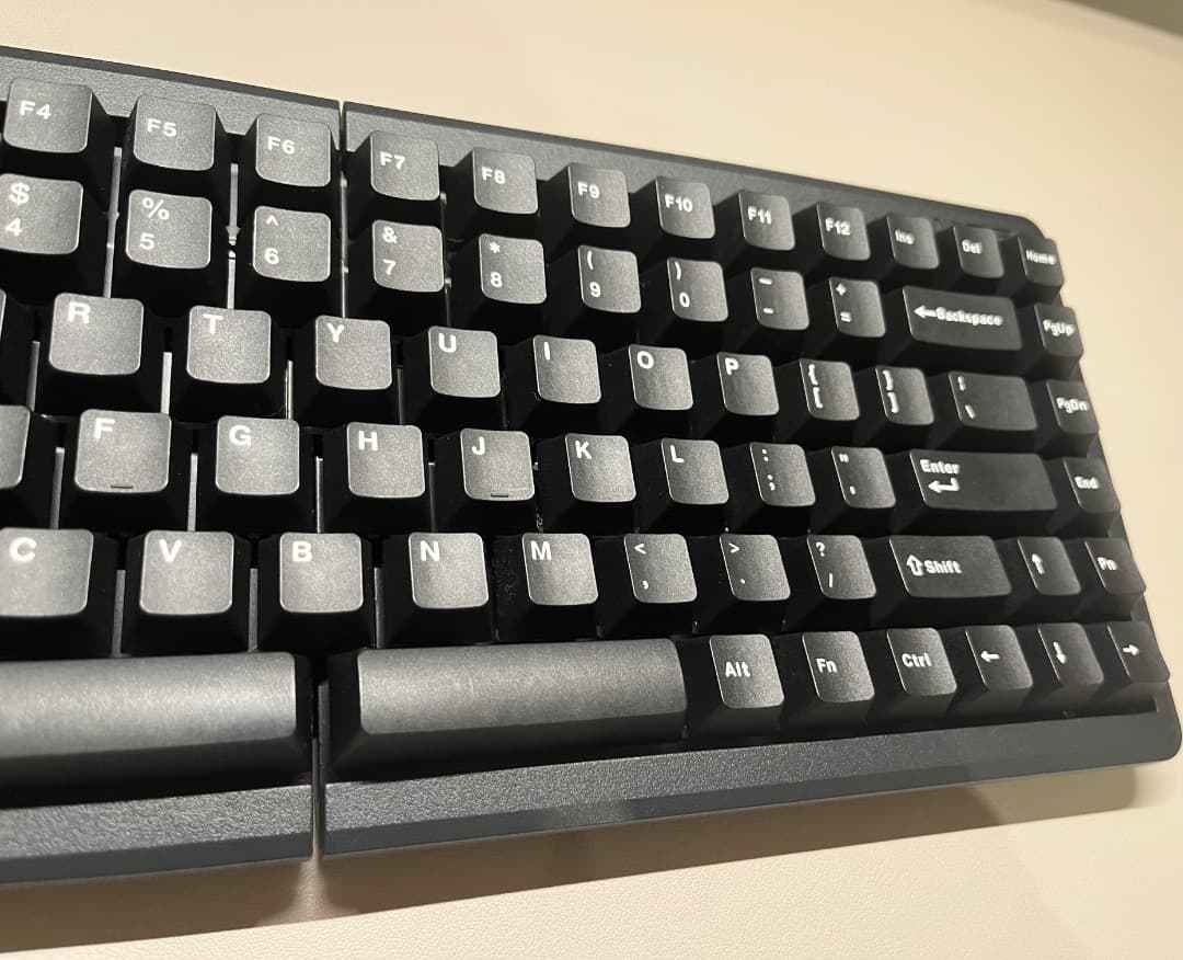 Mistel MD770 RGB US配列　シルバー軸