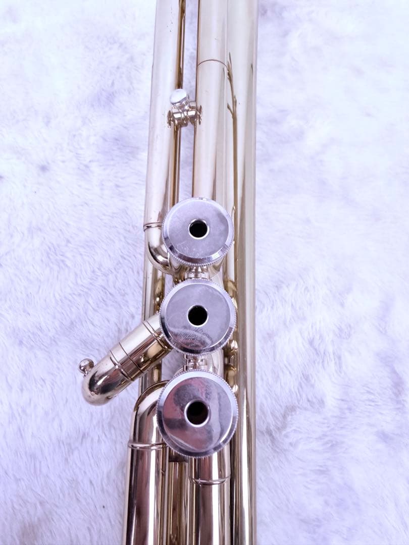 演奏確認済 ピストン良好 SAVALEY B♭トランペット マウスピース2本付