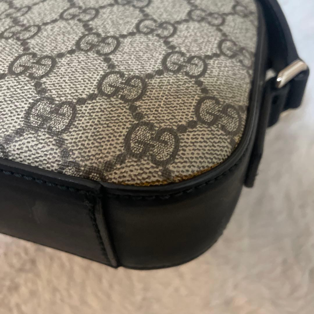 GUCCI レディースショルダーバッグ