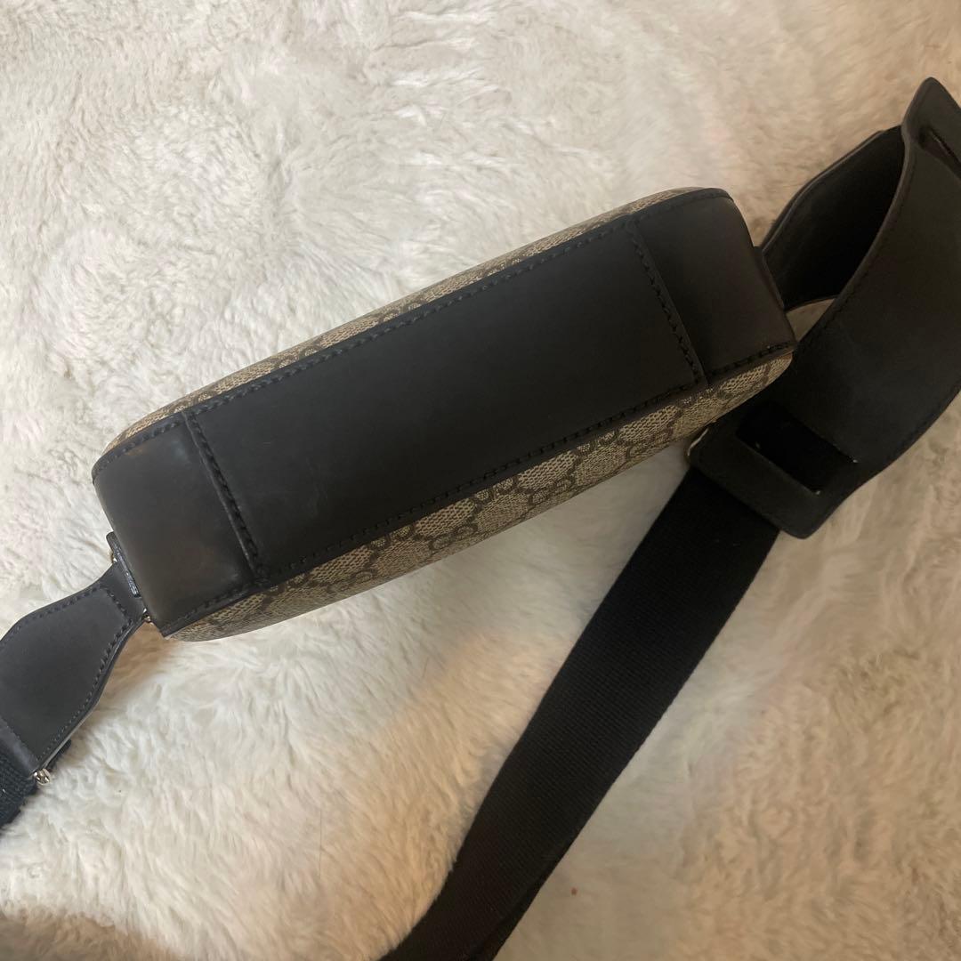 GUCCI レディースショルダーバッグ