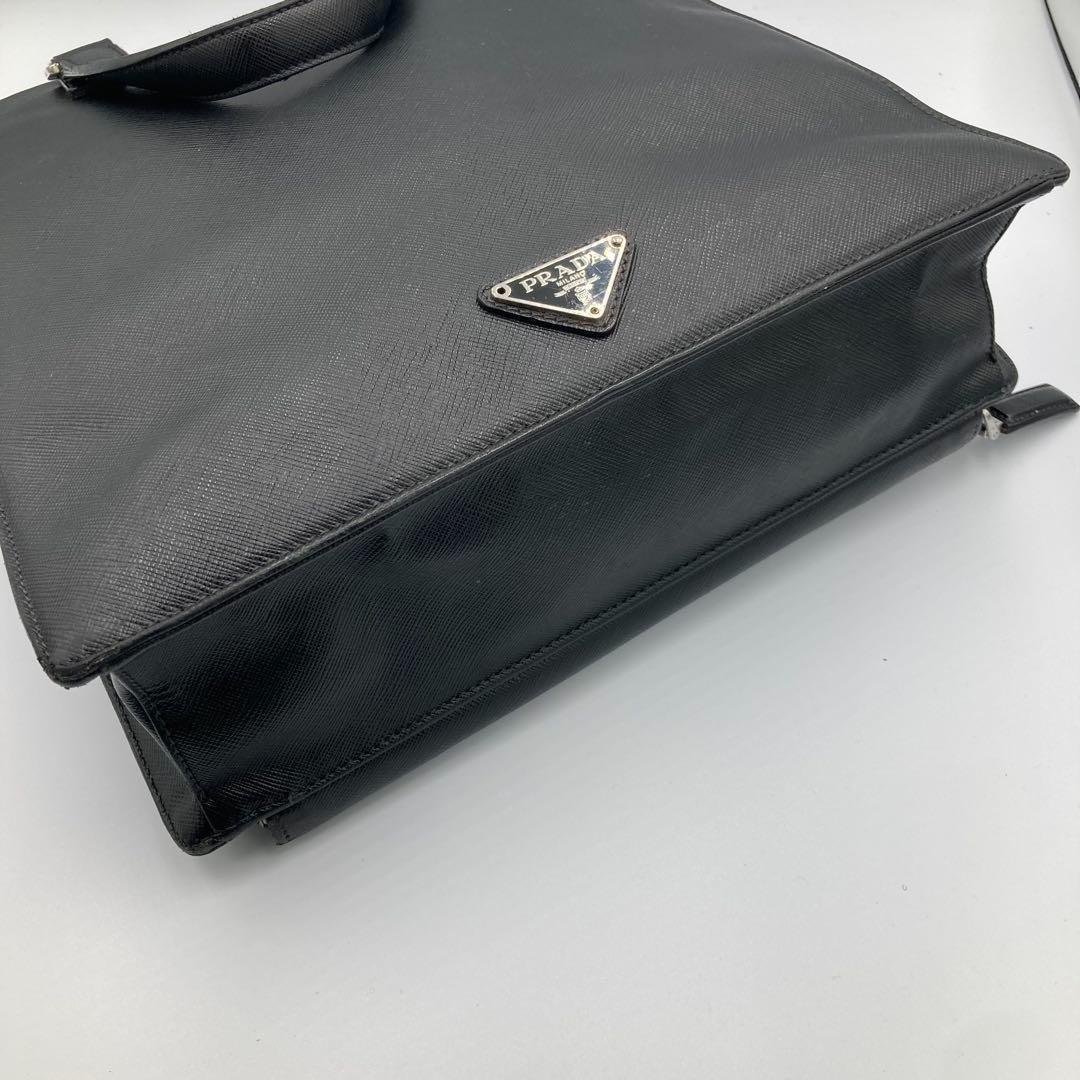 ！PRADA！　プラダ　サフィアーノ　ハンドバック　ビジネスバック