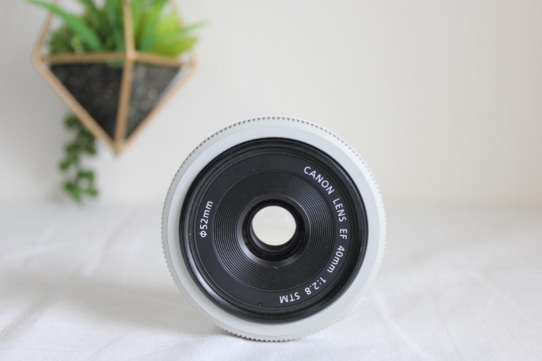 Canon Kiss X7 ホワイト 標準ズームセット 一眼レフカメラ