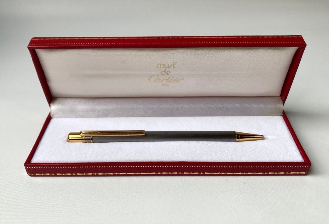 カルティエ　マストドゥ　ストライプ　ブラッシュド　メタル　ゴールド　ボールペン