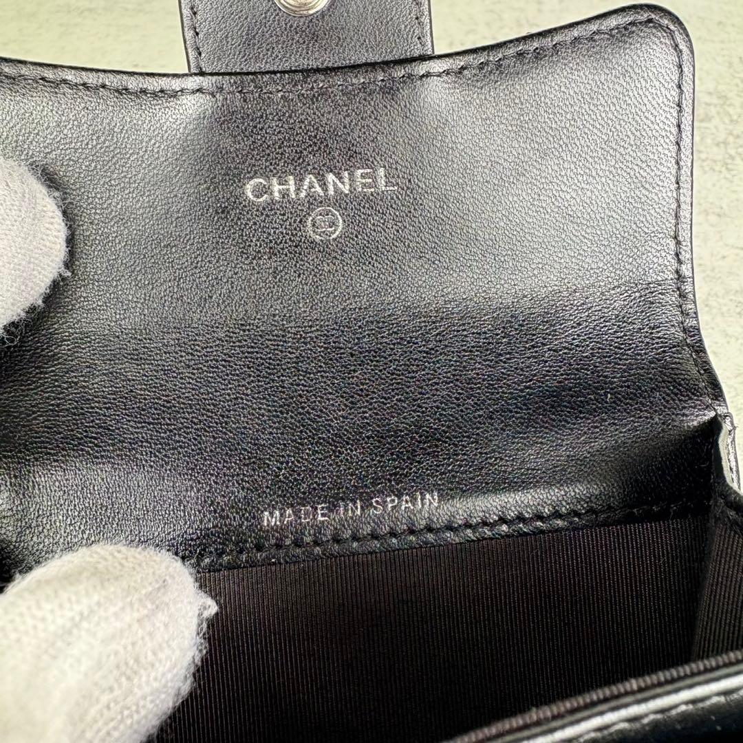CHANEL シャネル　マトラッセ　ケース　ラムスキン　カードケース