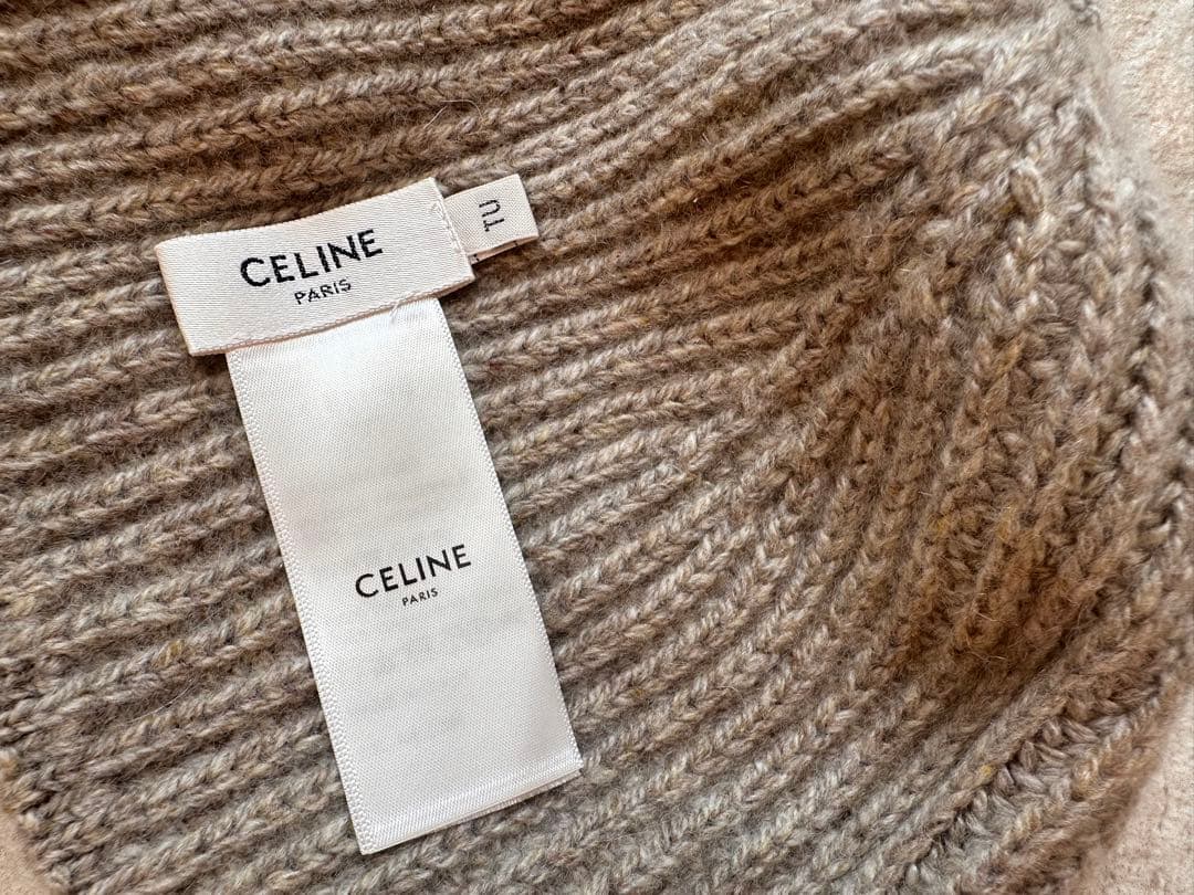 ご*ろ様 CELINE グレージュ トリオンフ ビーニー ニット帽 セリーヌ