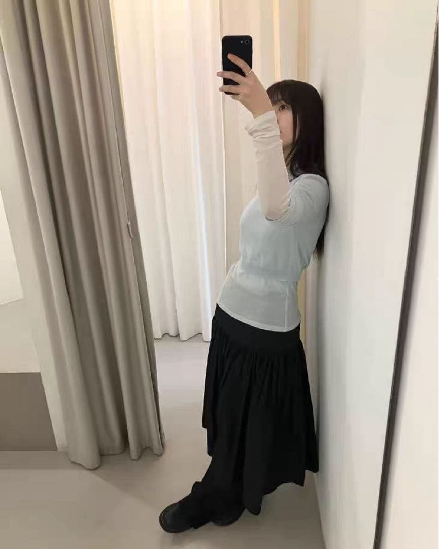 AMOMENTO ブラック フレアスカートパンツ ガウチョパンツ 25SS