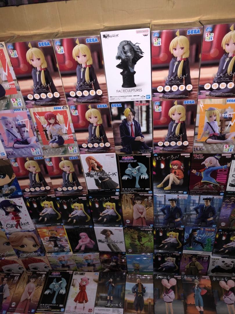 ぼっちざろっく　ヒロアカ　遊戯王　推しの子　スパイファミリー　ワンピース　98個