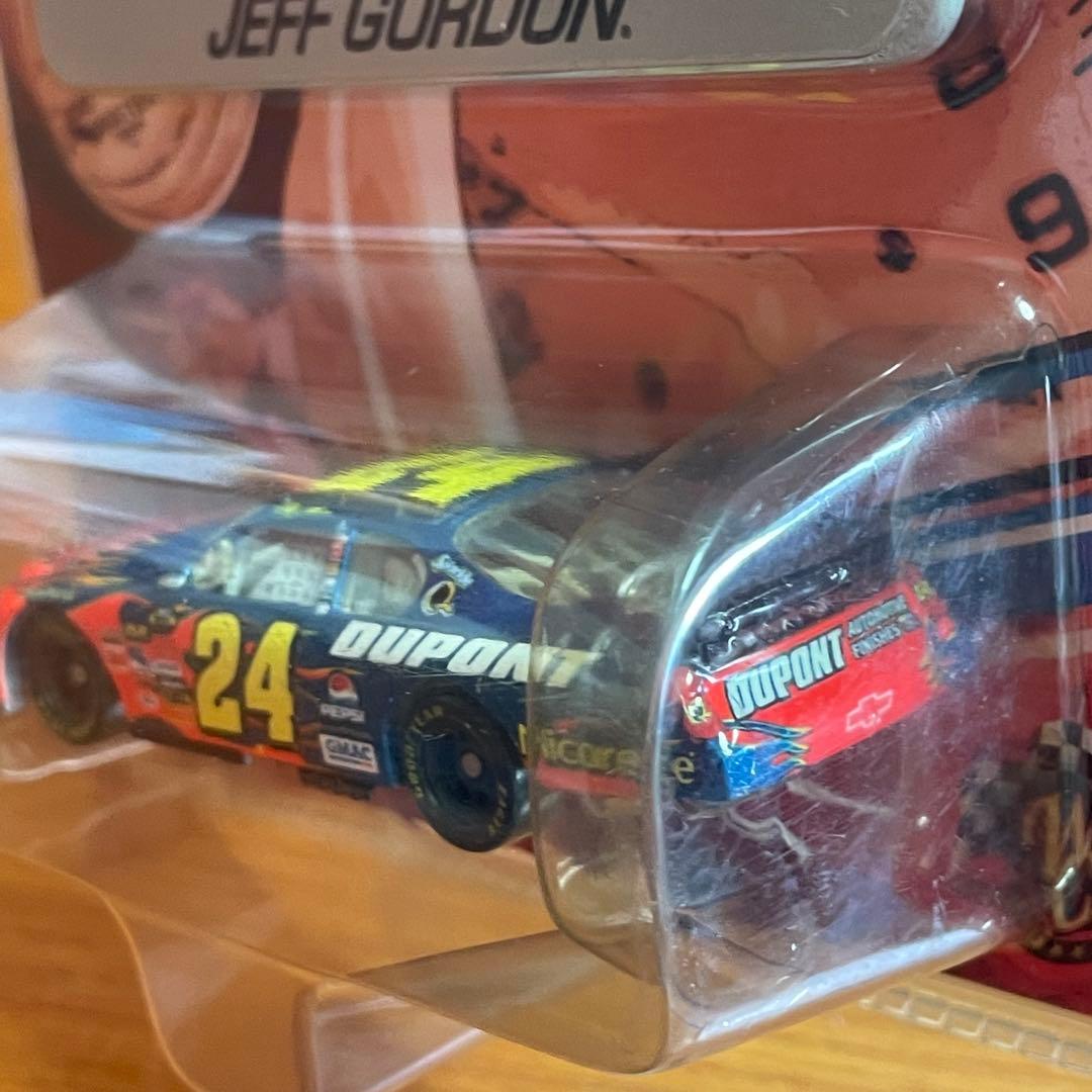 ナスカー 1/64 ジェフ ゴードン デュポン DuPont 2007