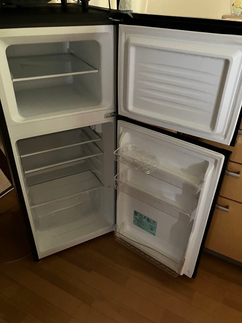 Haier2ドア冷蔵庫 121L 送料込みたのめる便　引越しの為6/1までの出品