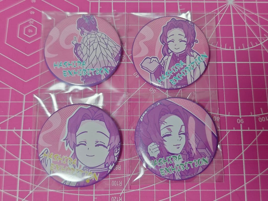 鬼滅の刃　柱展　エモーショナル缶バッジ　胡蝶しのぶ 4点セット