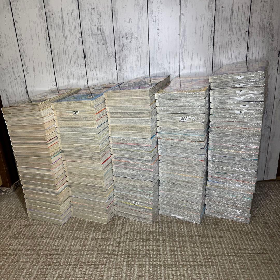 全巻初版 ワンピース1巻～113巻 ●帯、冊子、はがき●全巻セット ●半分新品●