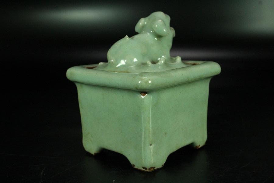茶道具 青磁 獅子蓋 四方 香炉(K-A359)