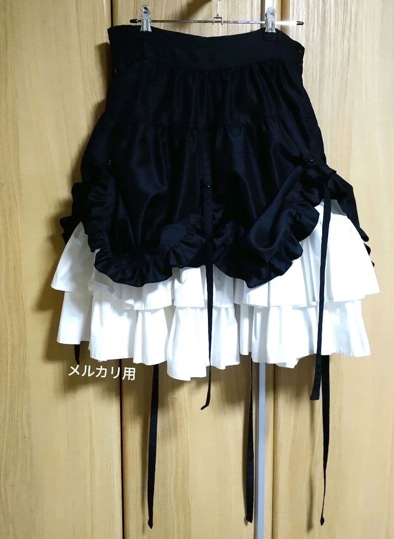 LAPIM AGILL バルーン フリルスカート 黒 × 白