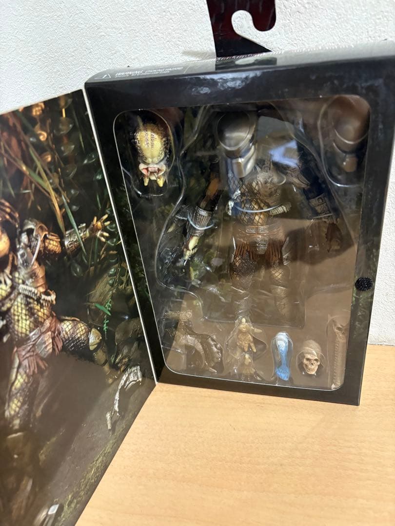 未開封 neca ネカ ジャングルハンター プレデター 6875251221