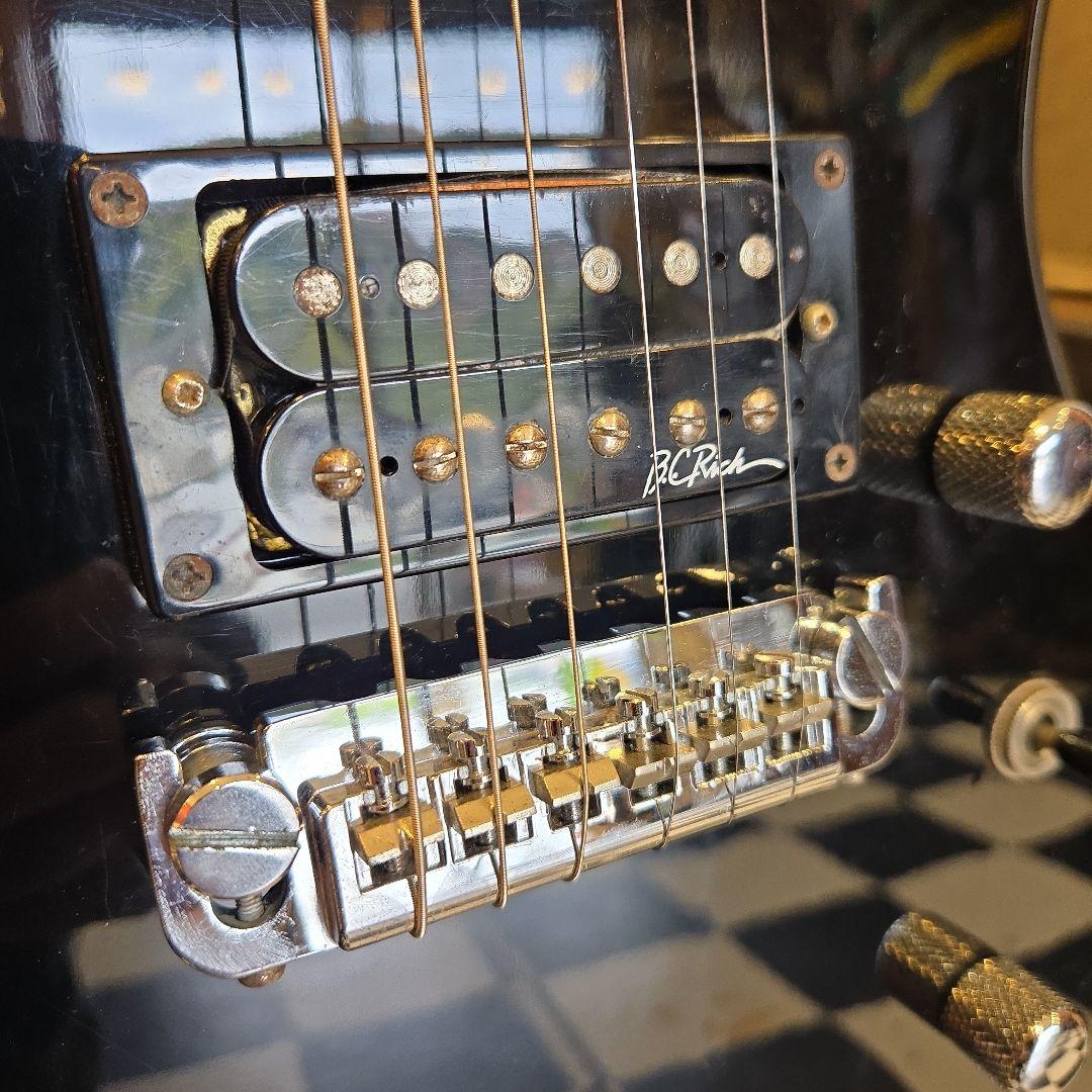 B.C.Rich BRONZE SERIES BEAST エレキギター