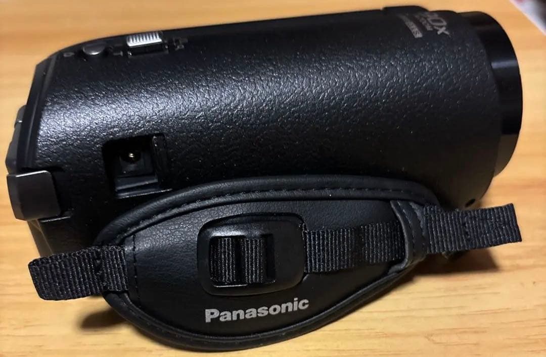 【特価‼️】Panasonic HC-V495M デジタルハイビジョンカメラ