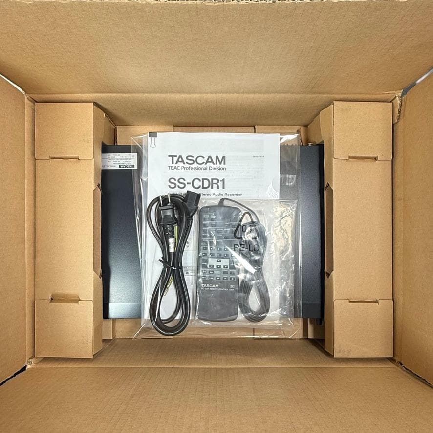 TASCAM CFステレオ/CDRコンビデッキレコーダー SS-CDR1