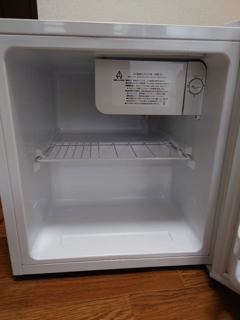 Abitelax 45L 1ドア冷蔵庫（直冷式）ホワイト【右開き】AR-49