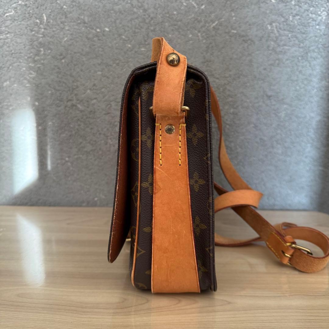 mｍczo 美品 ルイヴィトンLOUIS VUITTON カルトシエール