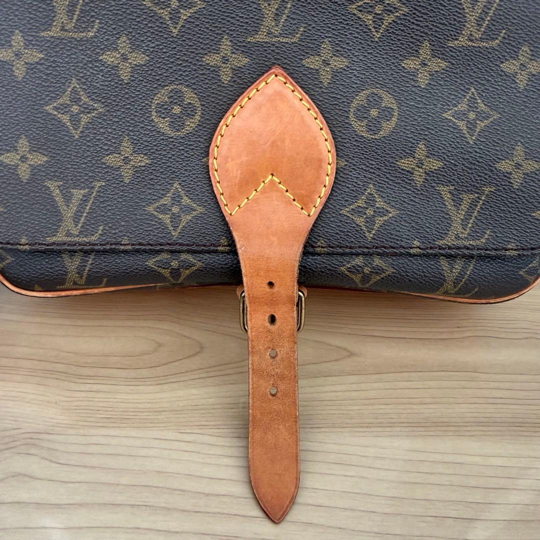 mｍczo 美品 ルイヴィトンLOUIS VUITTON カルトシエール