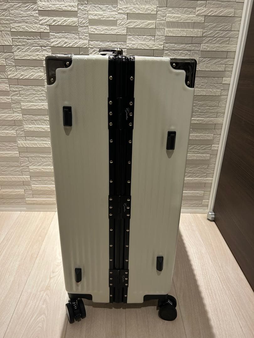 C.jutro キャリーケース　ホワイトL (95L)