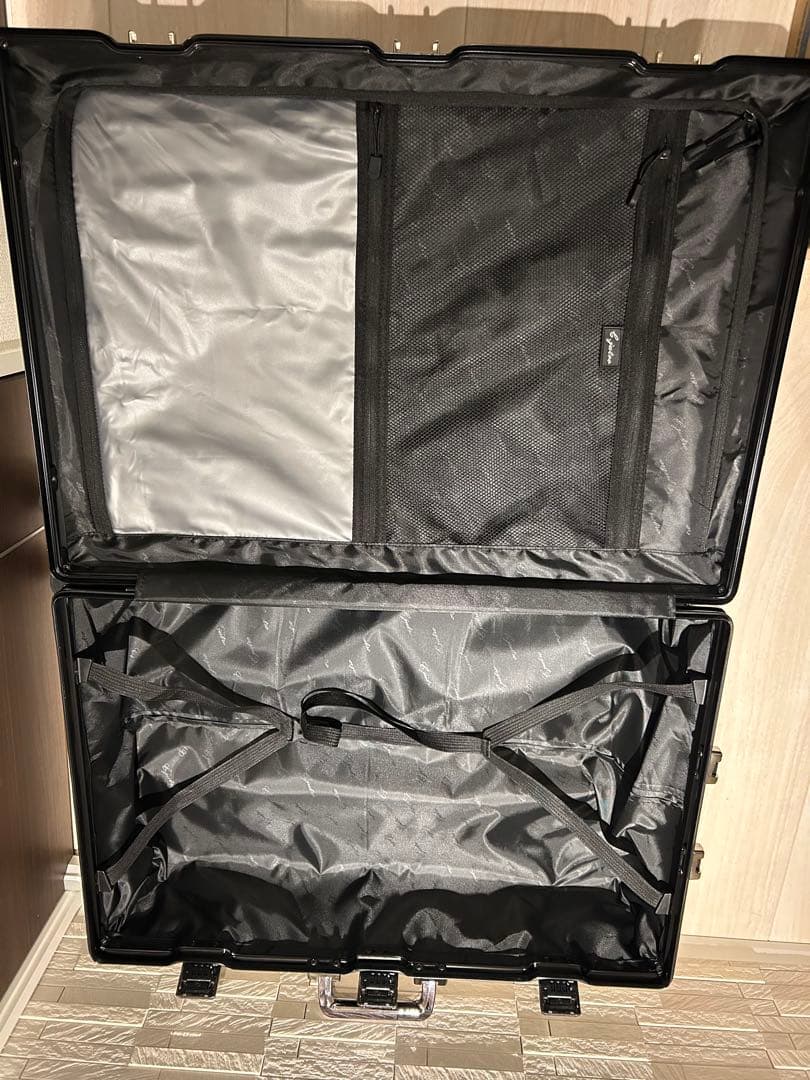 C.jutro キャリーケース　ホワイトL (95L)