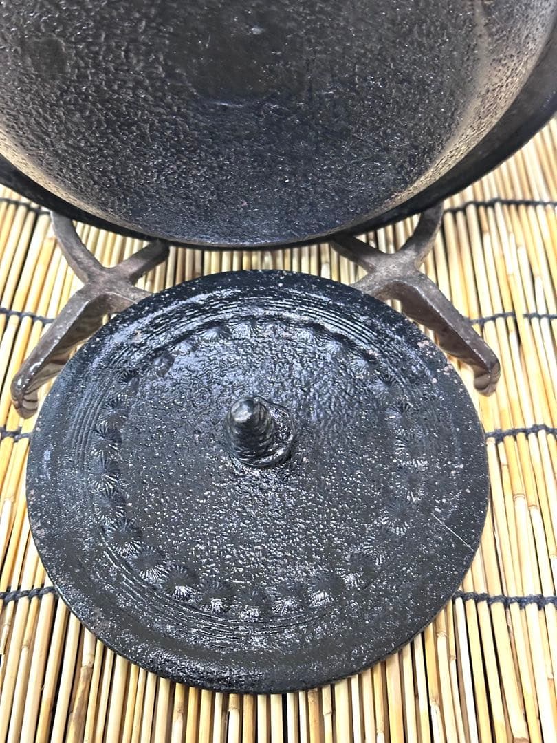 未使用品　南部光栄堂造　２８型　超大型鉄瓶　南部鉄瓶　南部鉄器　調理器具　鉄瓶