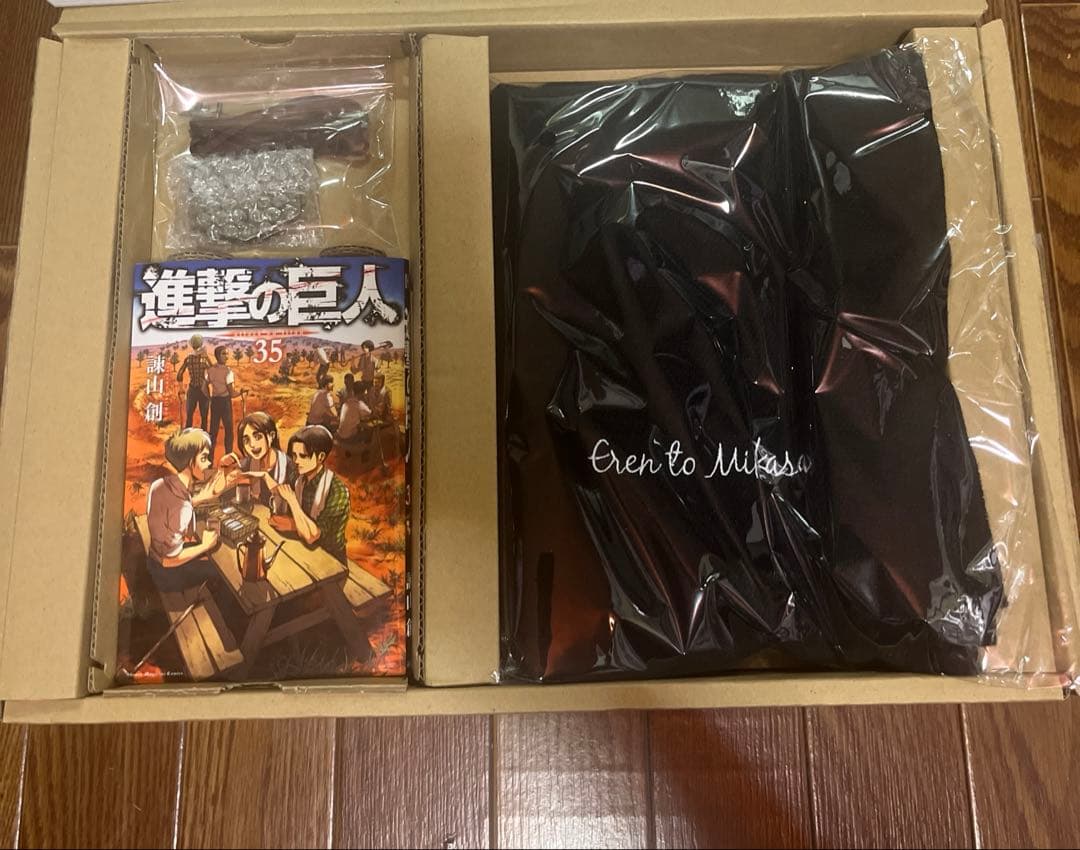 進撃の巨人 画集 FLY