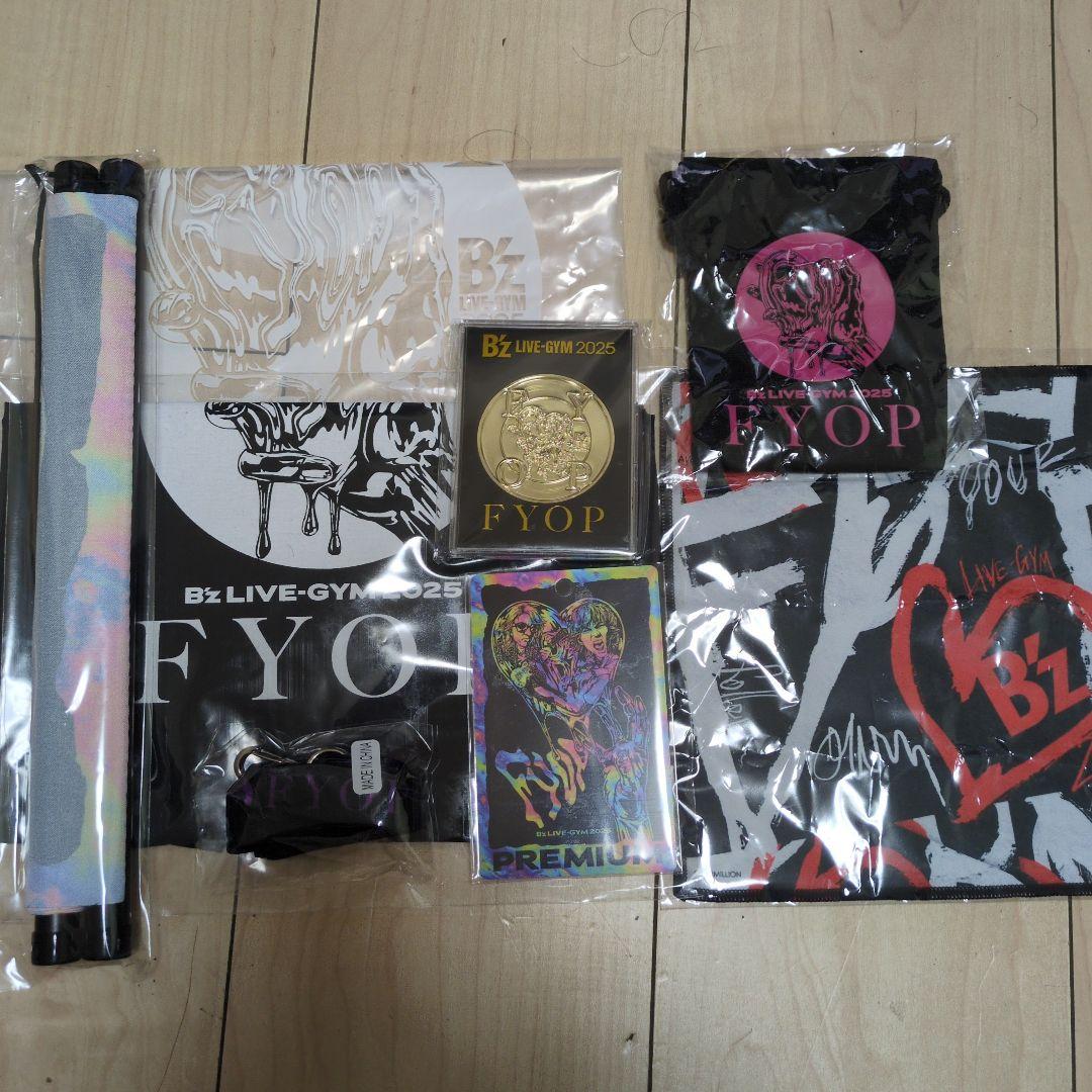 B’z FYOP Premium席専用オリジナルグッズ　おまけガチャ2種付き