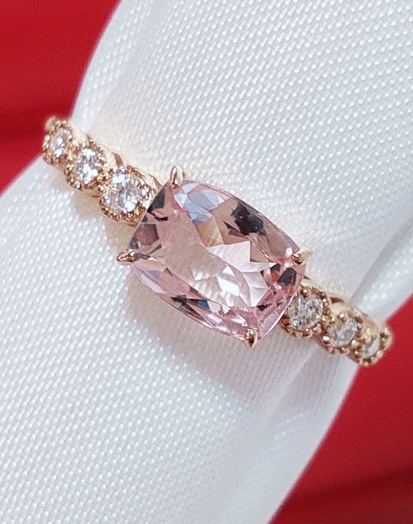 新作 未使用品 k18 天然モルガナイト ダイヤモンド リング