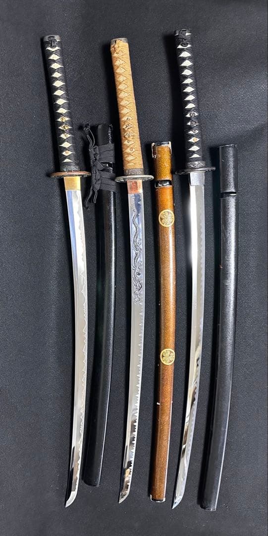 模造刀 打刀三点まとめ　黒鞘　金茶漆鞘　鞘付長さ約103cm 25H28