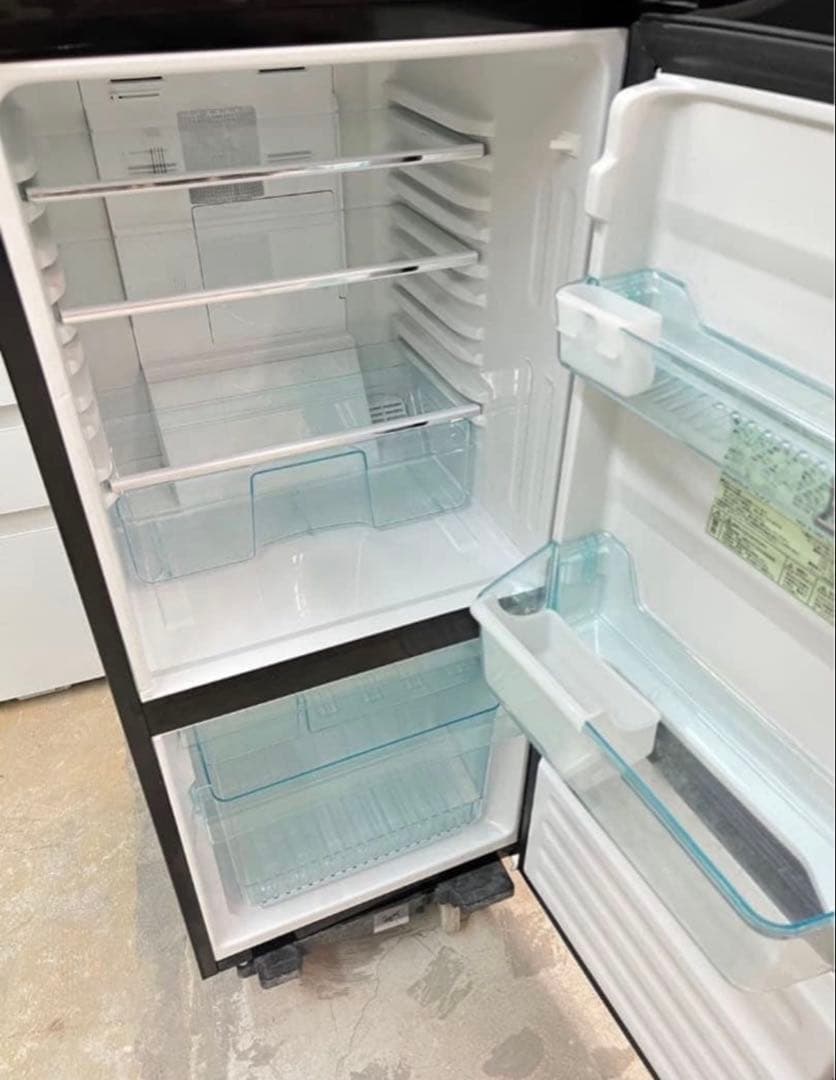 2018年式 110L ユーイング冷蔵庫 UR-FG110J