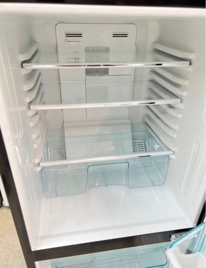 2018年式 110L ユーイング冷蔵庫 UR-FG110J