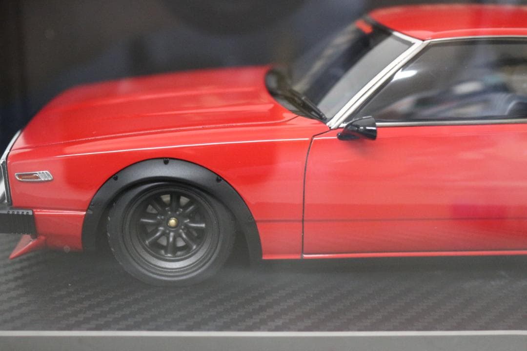 T*A様 ignition model 1/18 日産 スカイライン 2000