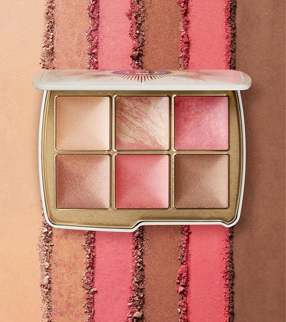 チーク HOURGLASS Ambient Lighting Edit EVIL EYE