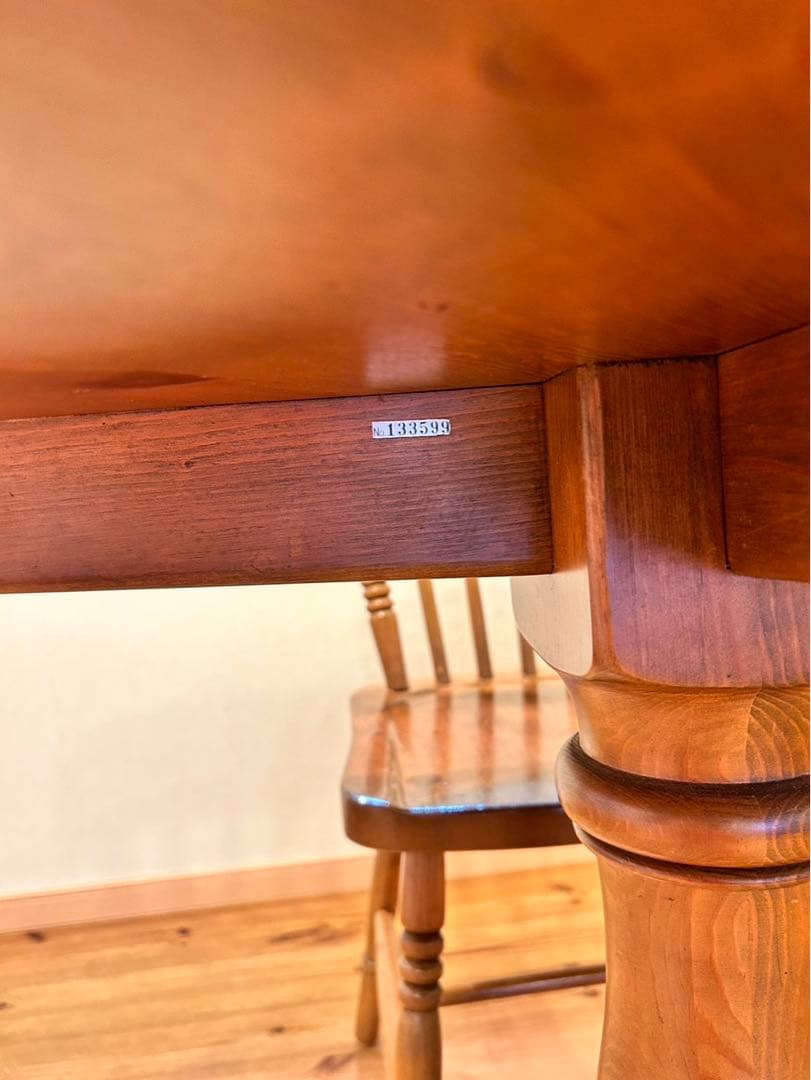 最終値下げにします‼️アンファンダイニングテーブルセット