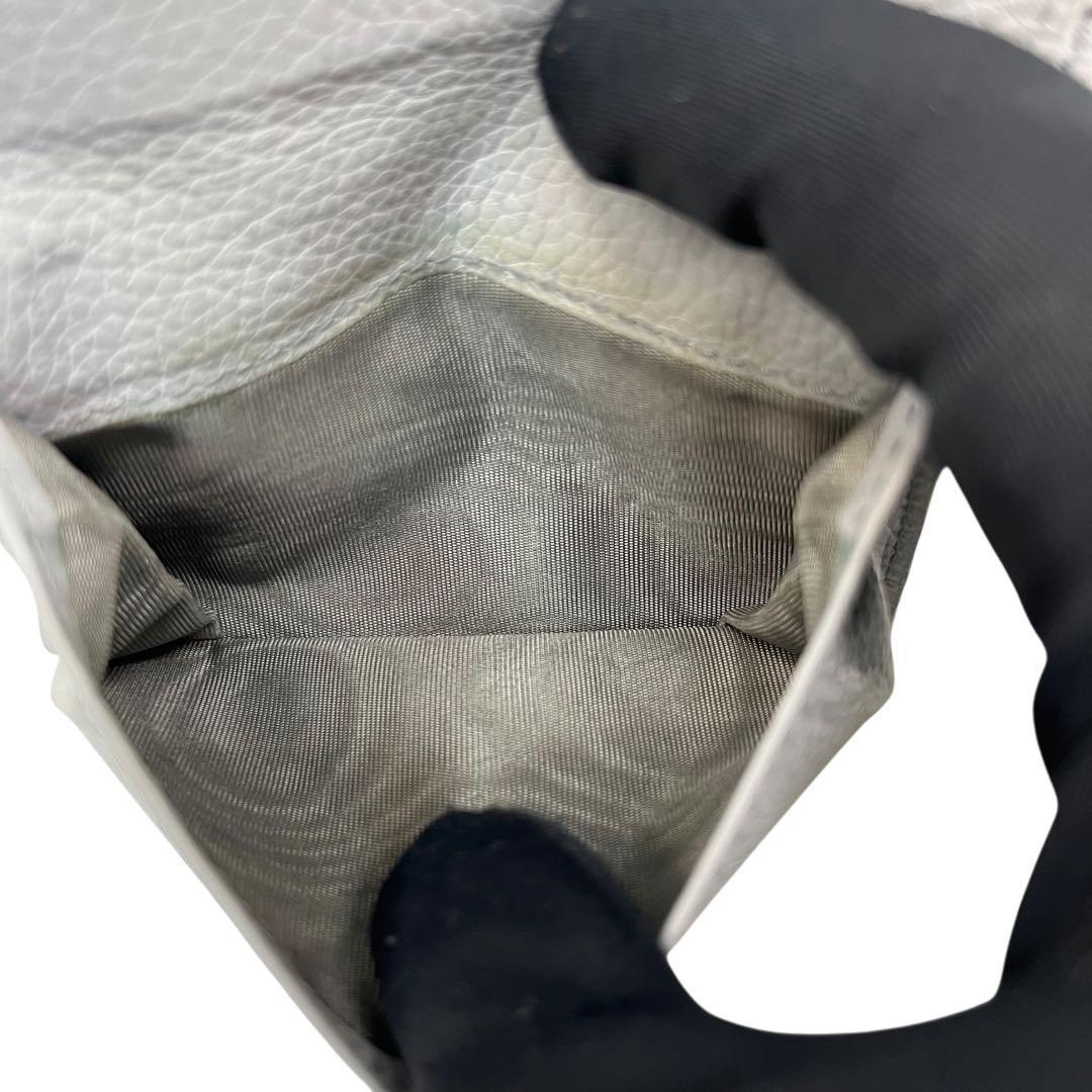 レア✨ミュウミュウ 三つ折り財布 ヴィッテロダイノ ロゴ金具 グレー レザー