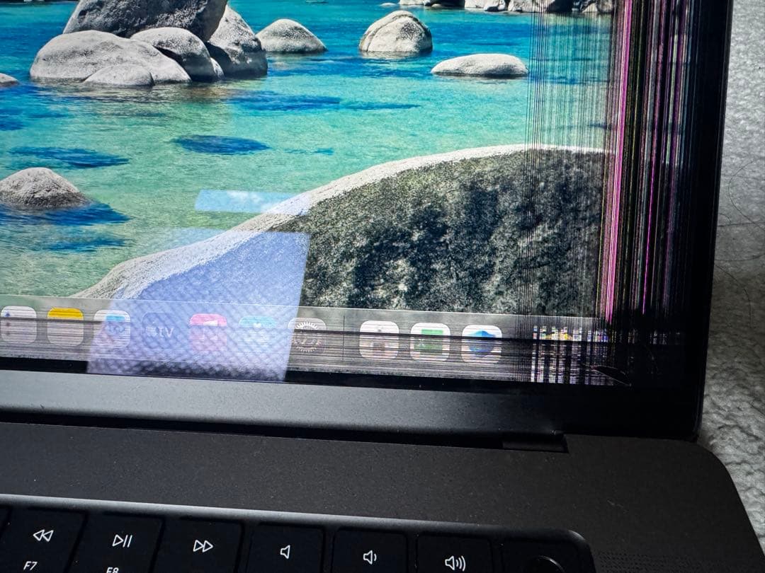 MacBook Pro 16インチ M1 Pro / 32GB / 512GB