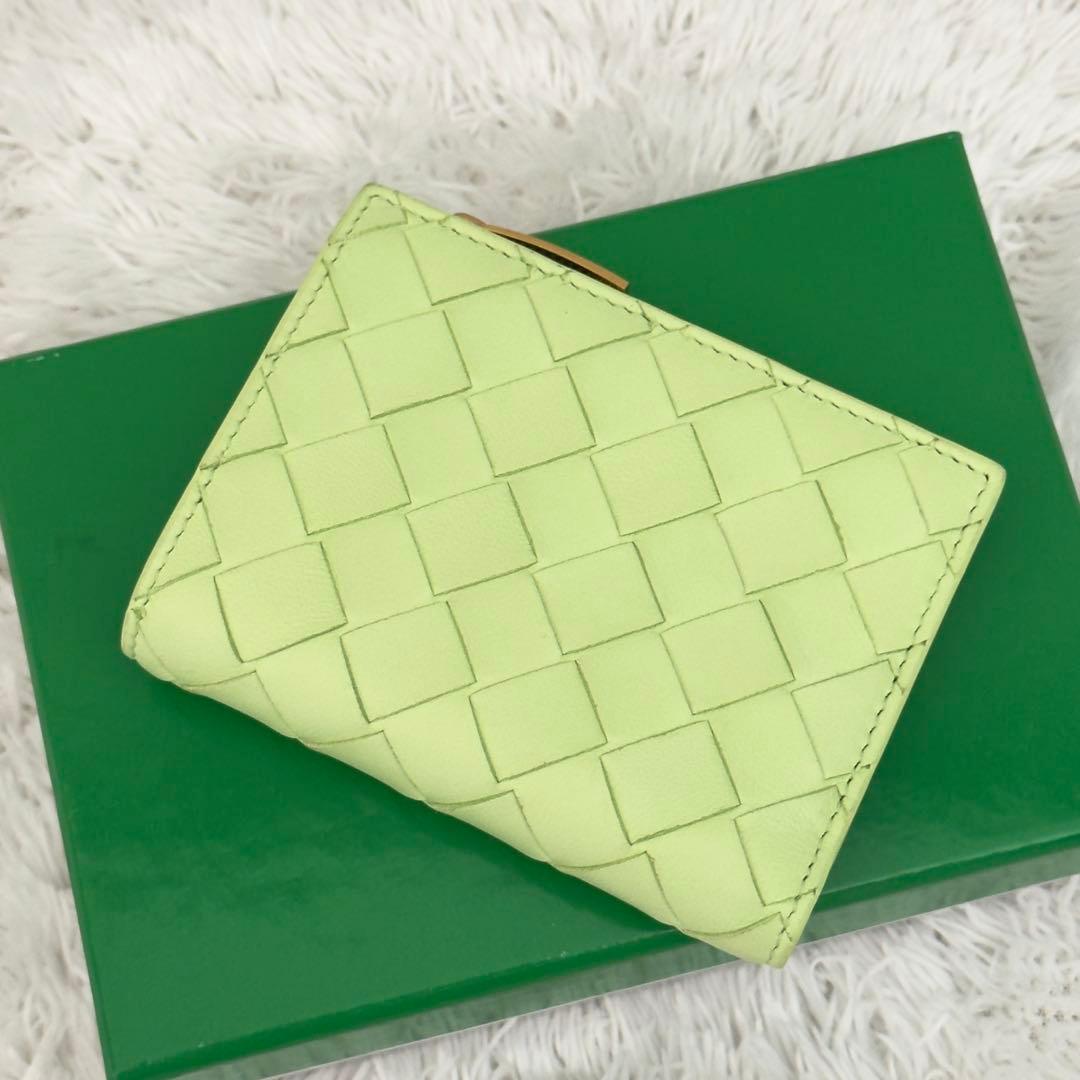極上美品⭐️BOTTEGAVENETA ボッテガ イントレ 財布 現行 二つ折り