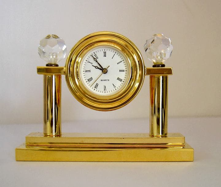 卓上時計（未使用・電池切れ）